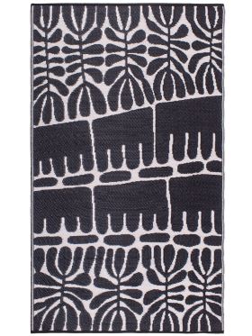 Serowe Black and White Recycled Plastic Outdoor Rug