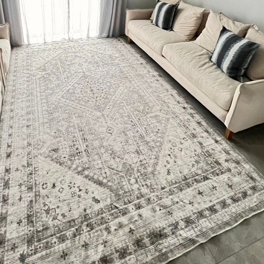 Lagos Machine Washable Large Grey Carpet Rug