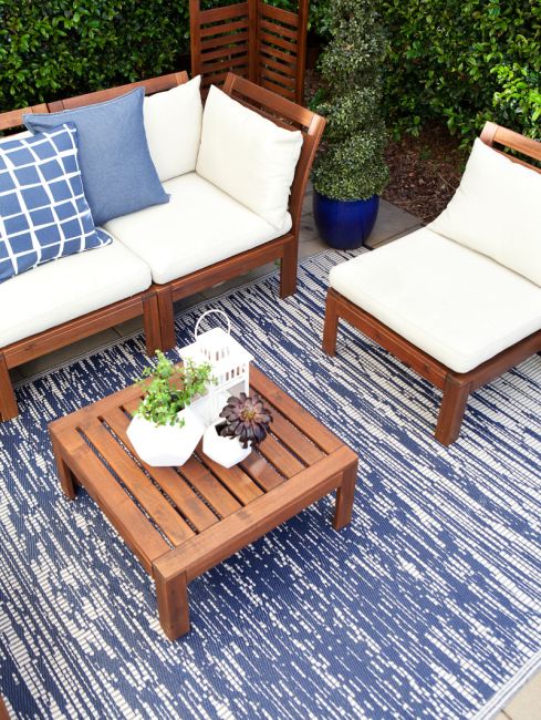Brooklyn Navy and White Modern Recycled Plastic Reversible Outdoor Rug